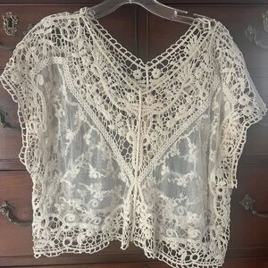 Lacy cotton top creamy white
